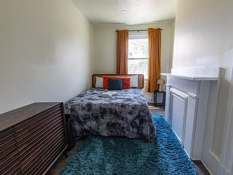 2325 5th Ave #UPPER — Photo 14