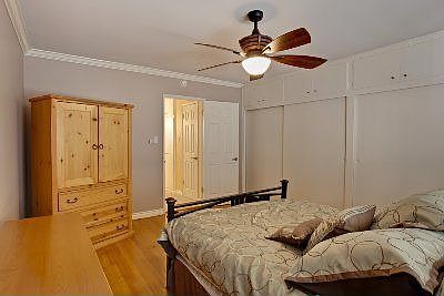 4th image of 2204 E 1st St APT 7