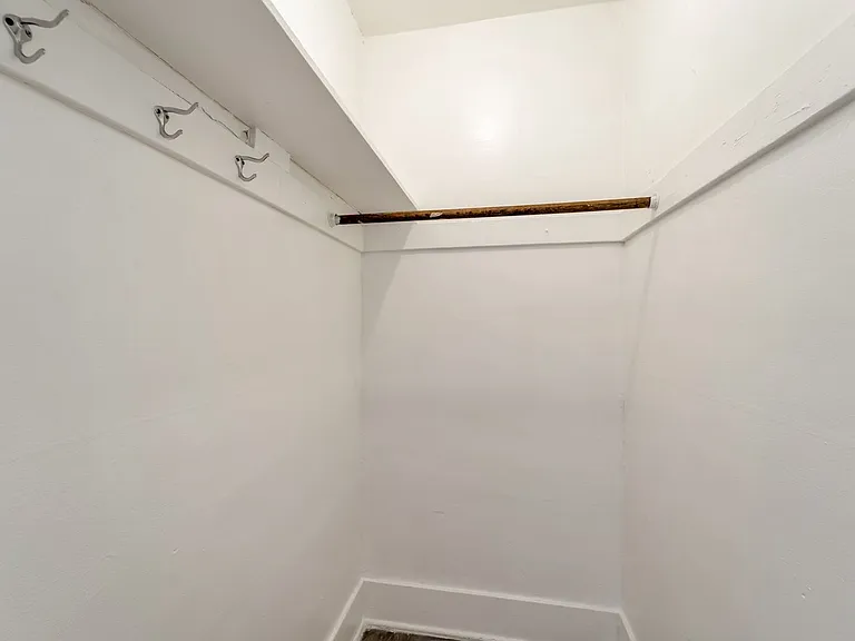 The Adam Apartments on Grant — Photo 5