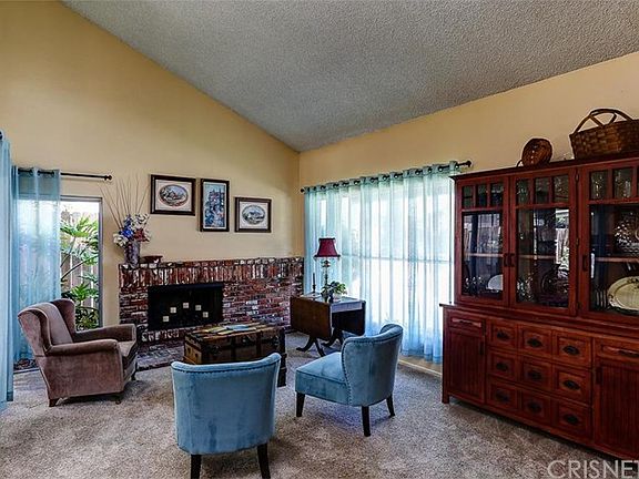 3rd image of 25689 Bellerive Dr