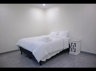 918 8th Ave, Honolulu, HI 96816
