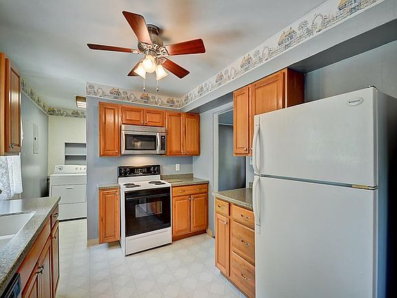 5th image of 3909 La Salle St