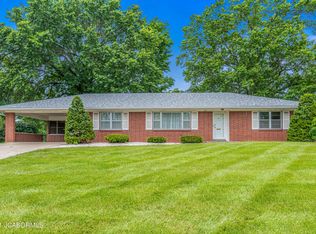 215 Ridgeway Dr, Jefferson City, MO 65109