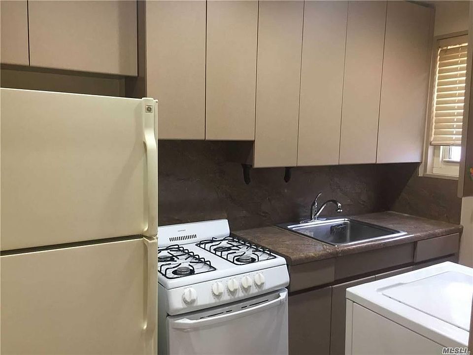 1st image of 6725 Bell Blvd #1