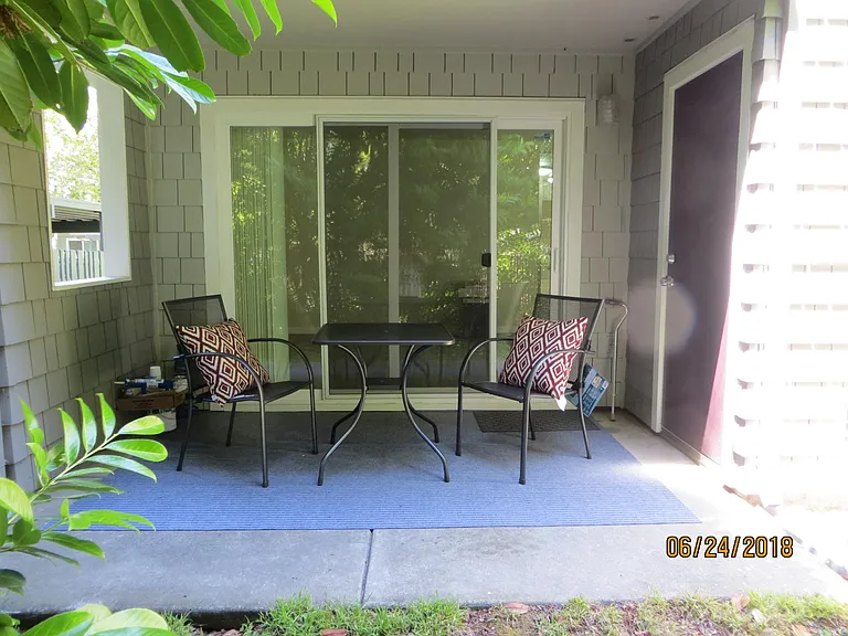 37 Emery Bay Dr — Photo 19