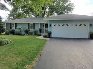 609 S Church St, Winnebago, IL 61088