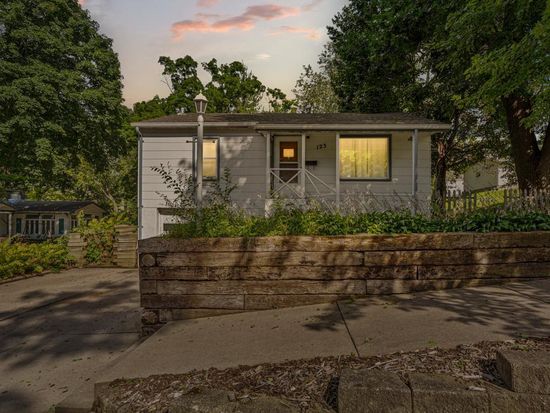 123 6th Ave SW, Faribault, MN 55021