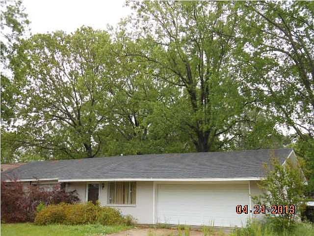 1st image of 3627 Hood Dr