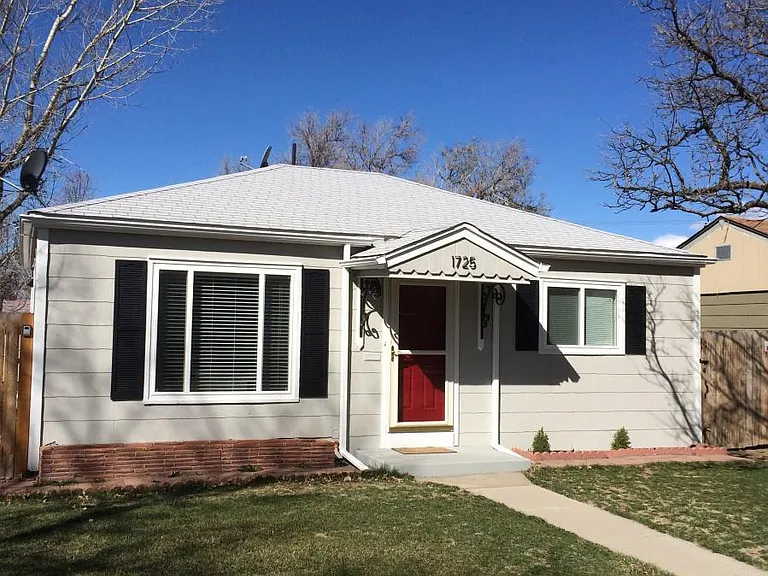 Great house near Anschutz Medical Campus, Stanley Marketplace, & Eastbridge Town Center!
