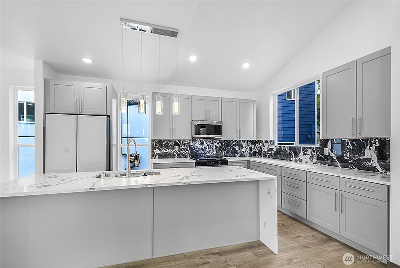 2nd image of 8610 42nd Avenue S