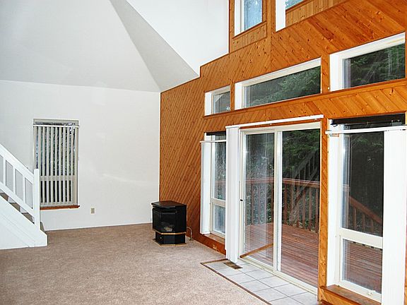 3rd image of 557 Makah Ave SE