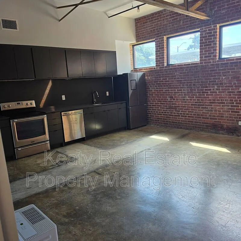 2 bed, 2.0 bath, 1000 sqft, $1,600 — Photo 2