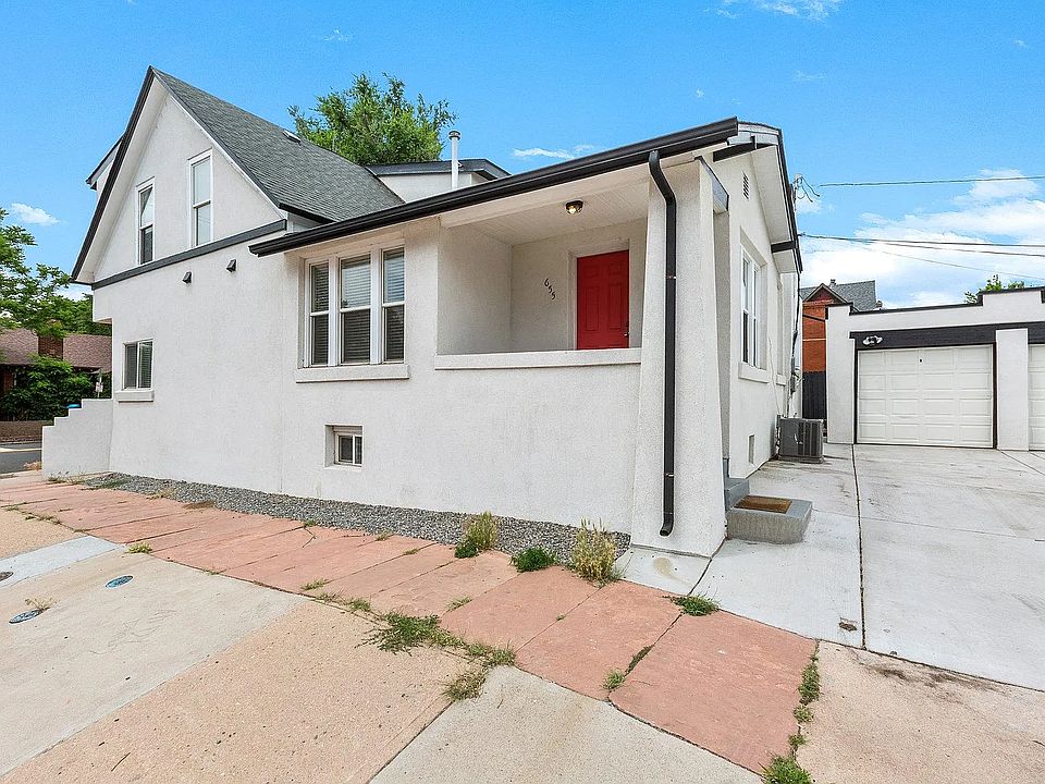 End Unit, Front Porch, on a Great Street!
