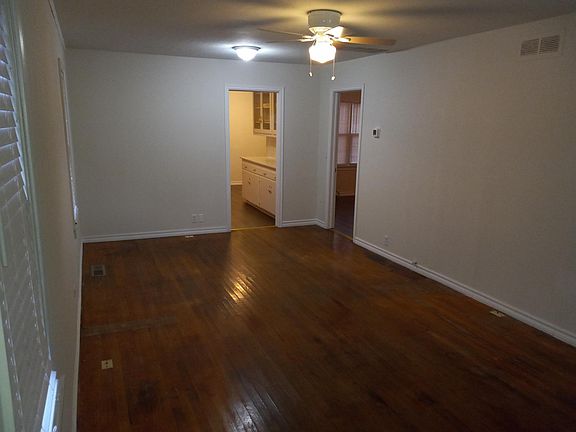 3rd image of 5932 NW 28th St