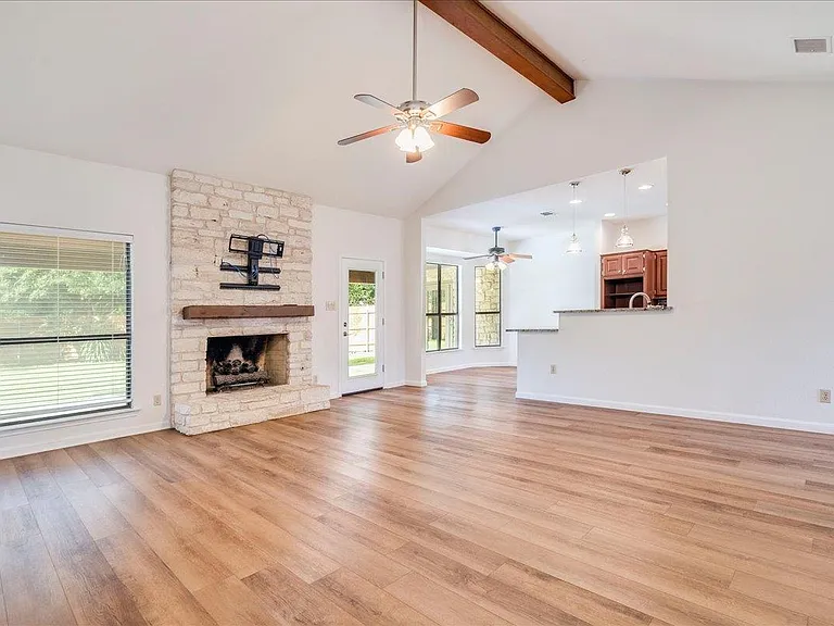 5305 Dry Wells Rd — Photo 9