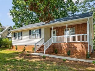 2497 E Sprague St, Winston Salem, NC 27107