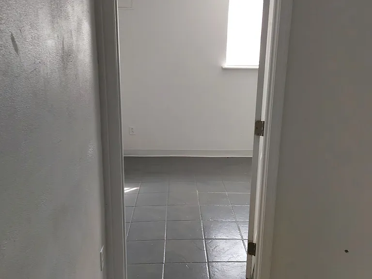 1512 Oak Grove Ave — Photo 12