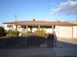 719 E 19th St, The Dalles, OR