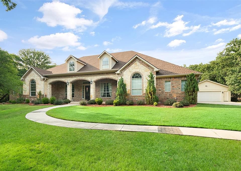 1st image of 131 Ranch Creek Dr
