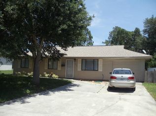 435 Calamondin Ave NW, Palm Bay, FL 32907