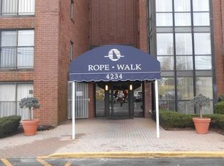 4234 N Main St APT 509, Fall River, MA 02720