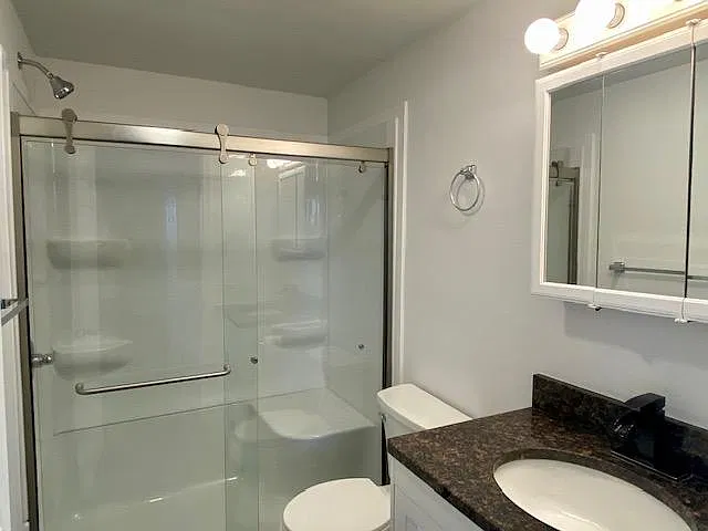 Unit Photo