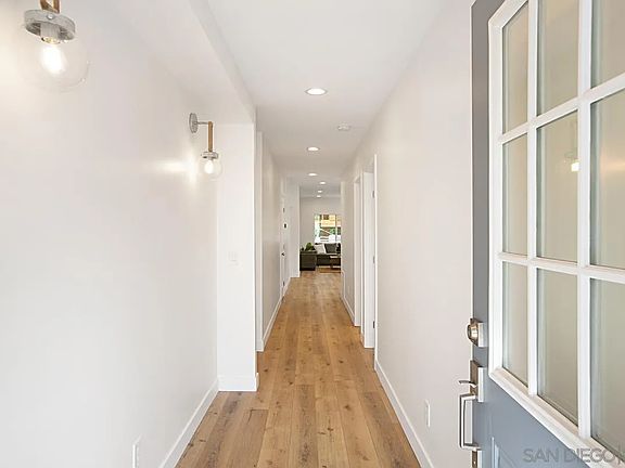 3rd image of 3651 Quimby St