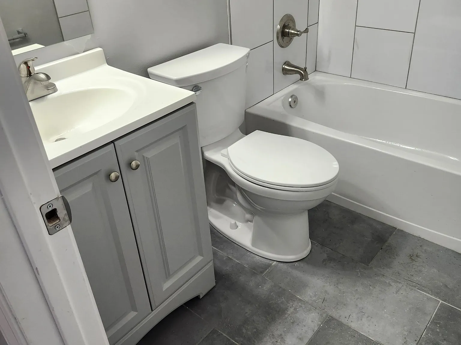 1 bed, 650 sqft, $829 — Photo 2