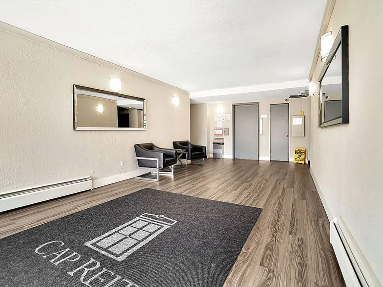 435 Ash St — Photo 11