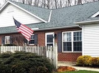 508 Heatherwoods Dr, Elyria, OH 44035