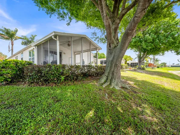 3700 Fetterbush Court, Port St Lucie, FL 34952