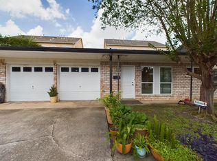 5627 Winsome Ln, Houston, TX 77057