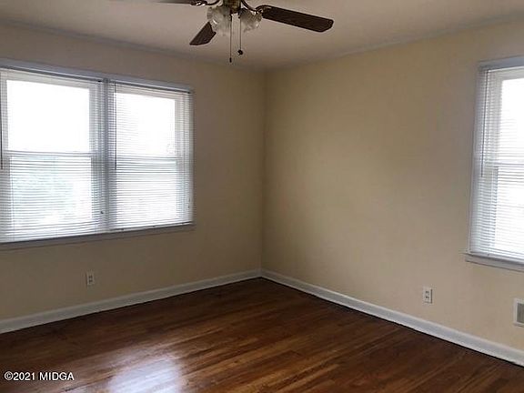 4th image of 605 Herring Dr