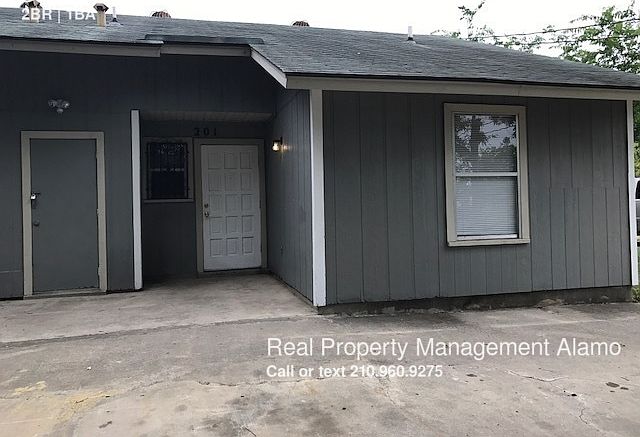1st image of 3915 Commercial Ave APT 201