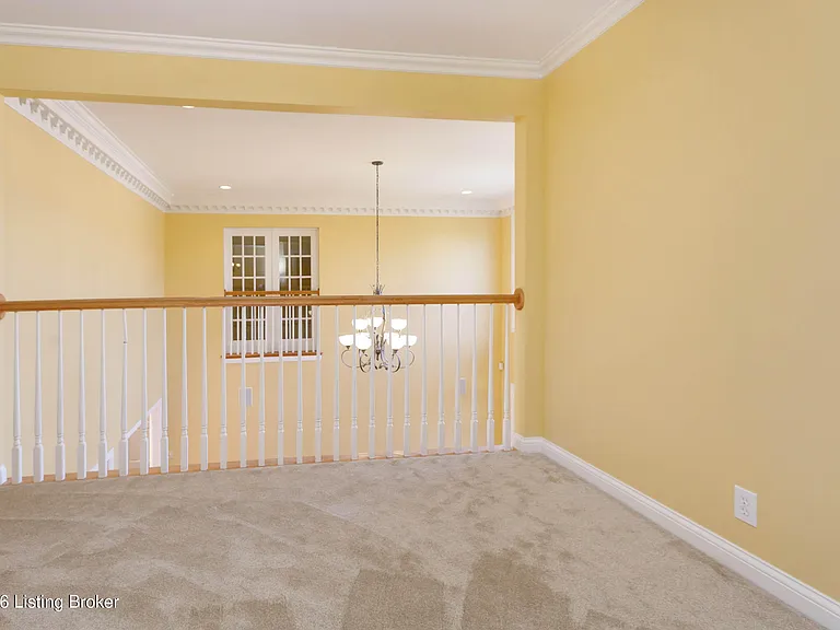 9511 Felsmere Cir — Photo 35