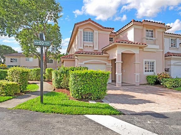 2nd image of 10902 NW 69th Ter