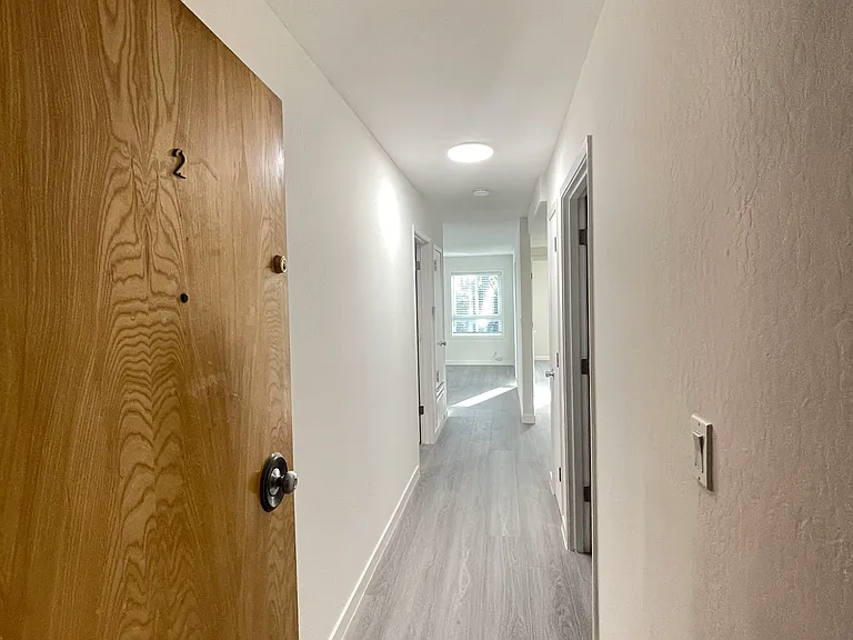 175 10th Ave #2 — Photo 3