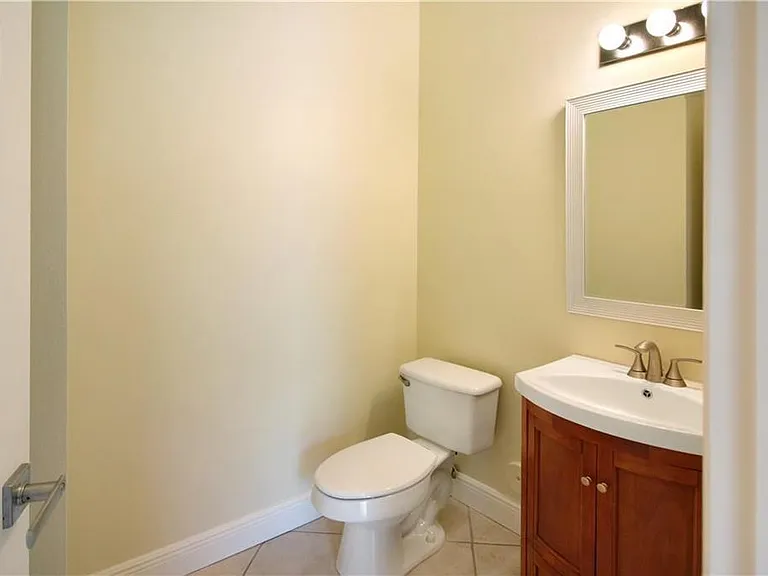5873 NW 120th Ter — Photo 21