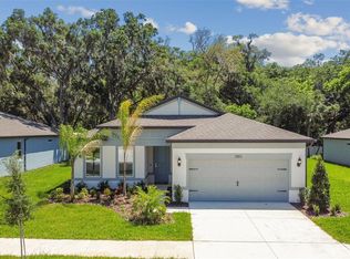 2883 Yellow Barn Ln, Valrico, FL 33594