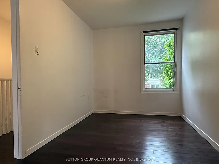 7 Casimir St — Photo 19