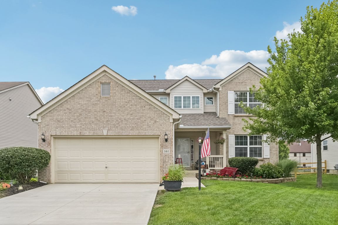 Chestnut Estates Dr-S0807-001.jpg