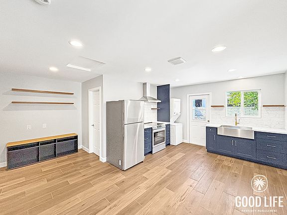3rd image of 3344-3346 Isla Vista Dr #Z3346