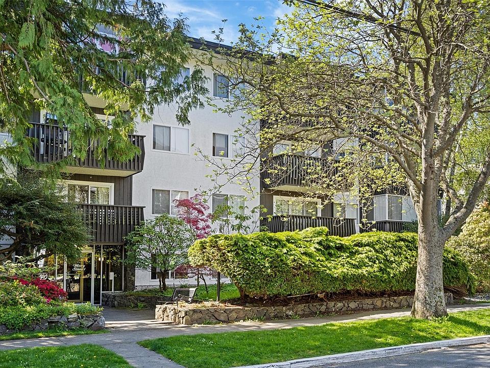 1st image of 1035 McClure St #204