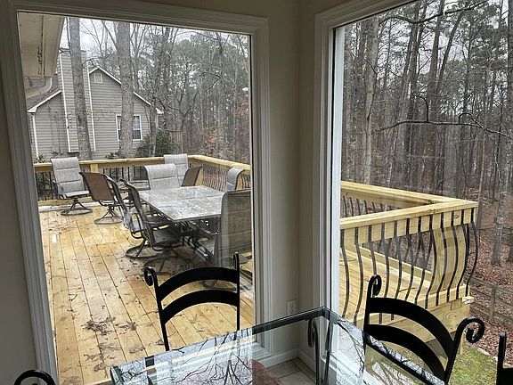 5th image of 1204 Towne Harbor Ct