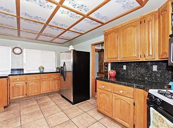 5th image of 31110 Larchwood St