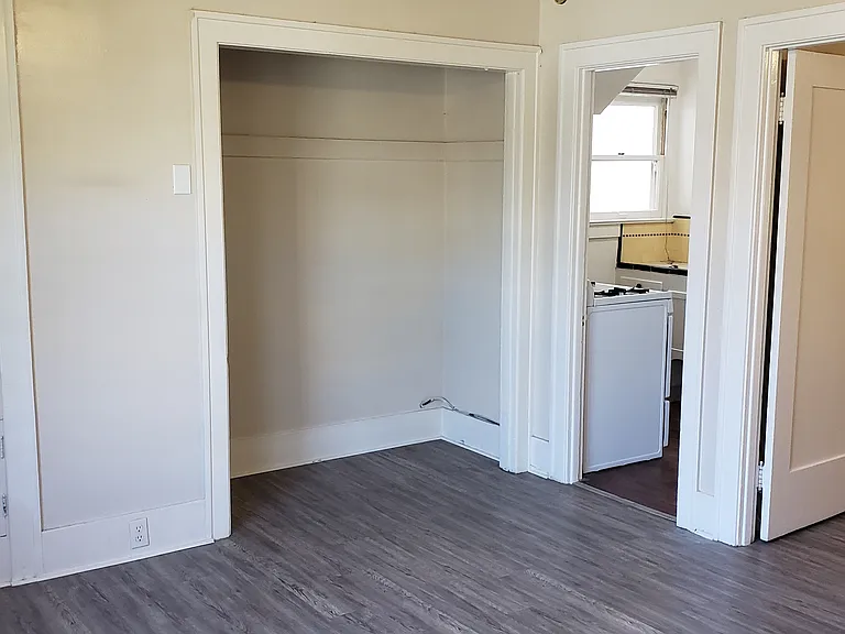 3650 E 2nd St #10 — Photo 3