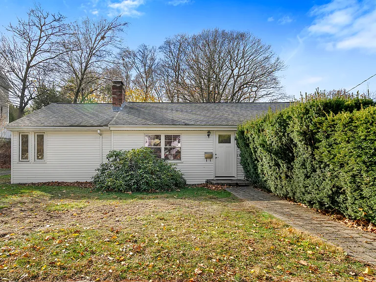 351 Winchester St — Photo 26