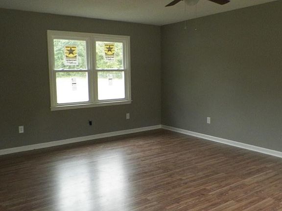 2nd image of 217 Ashcroft Dr