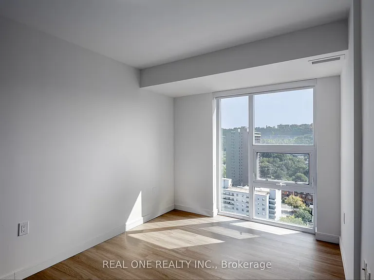 49 Walnut St S #1205 — Photo 17