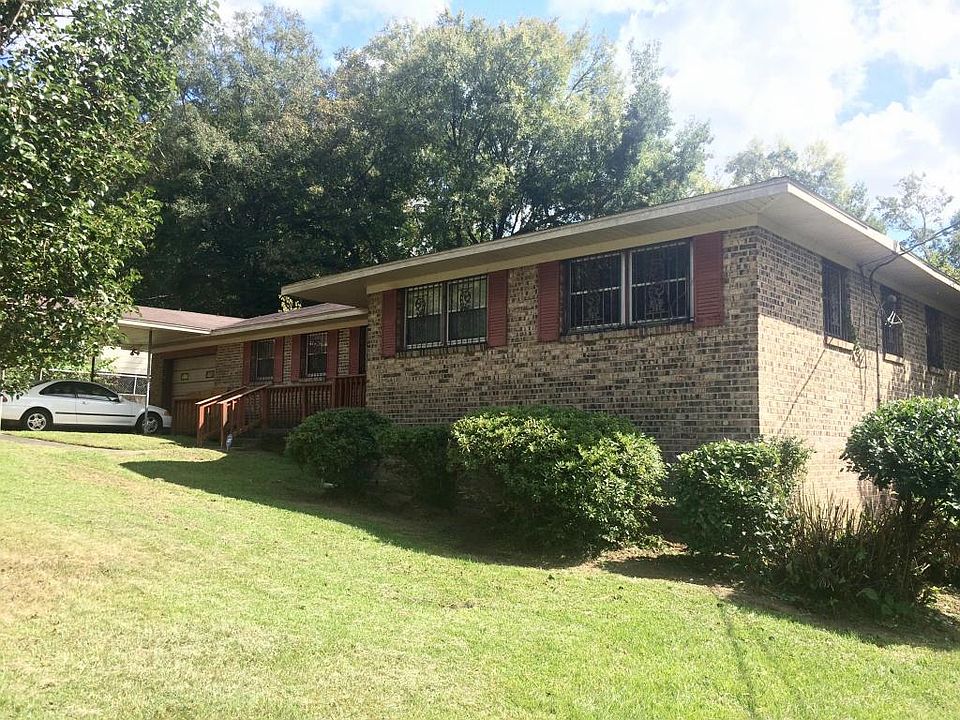 1st image of 414 Carver St